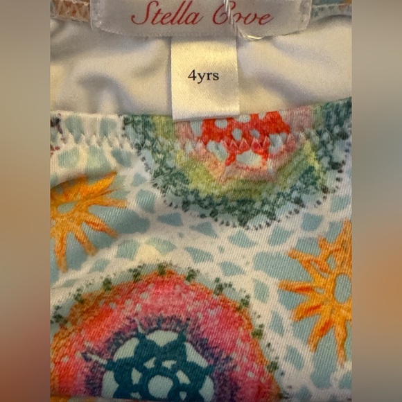 NWT and in Plastic Stella Cove Girls 4 yrs One-Piece Crochet Print Swimsuit - Picture 6 of 6